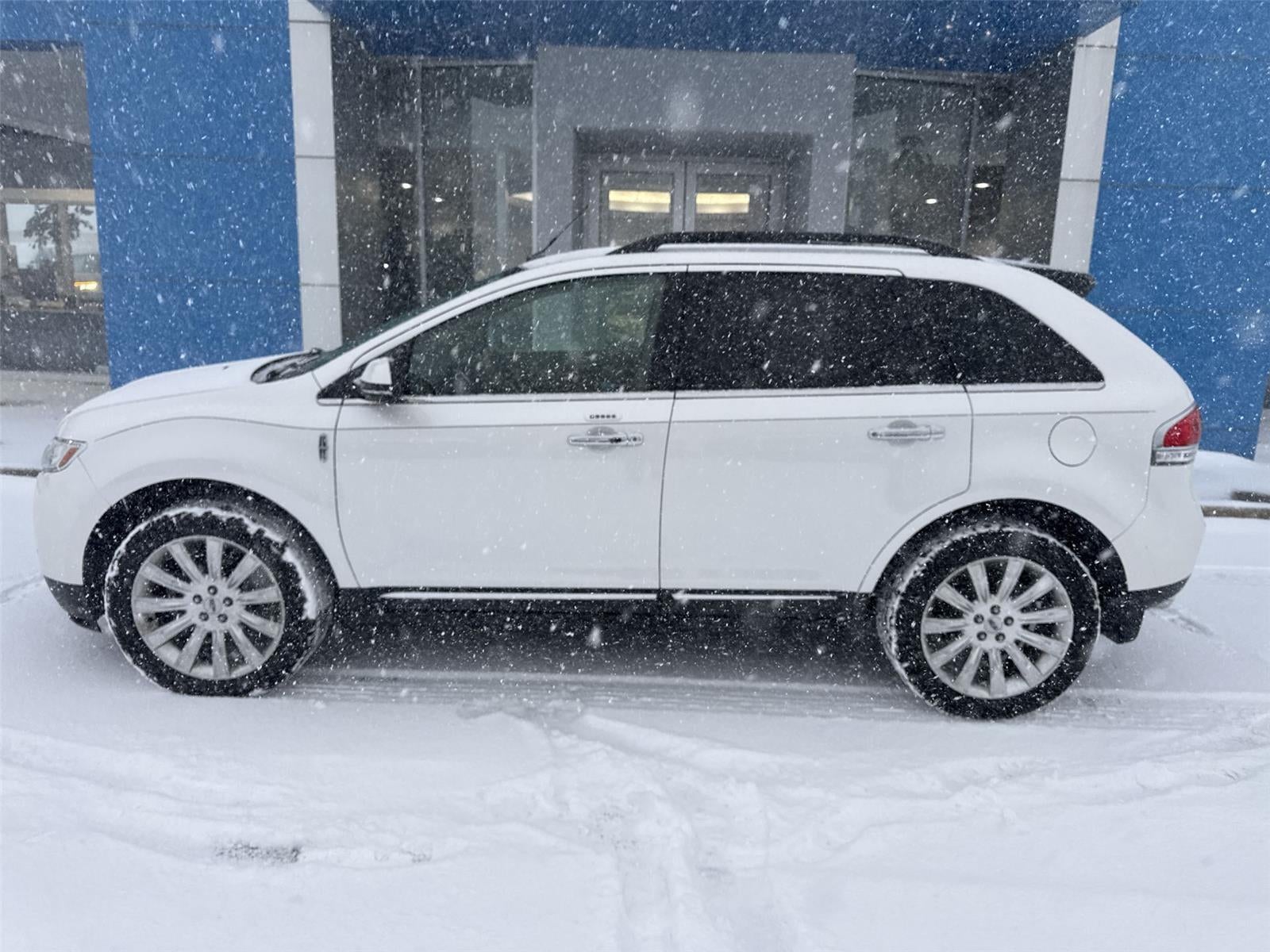 2014 Lincoln MKX Base