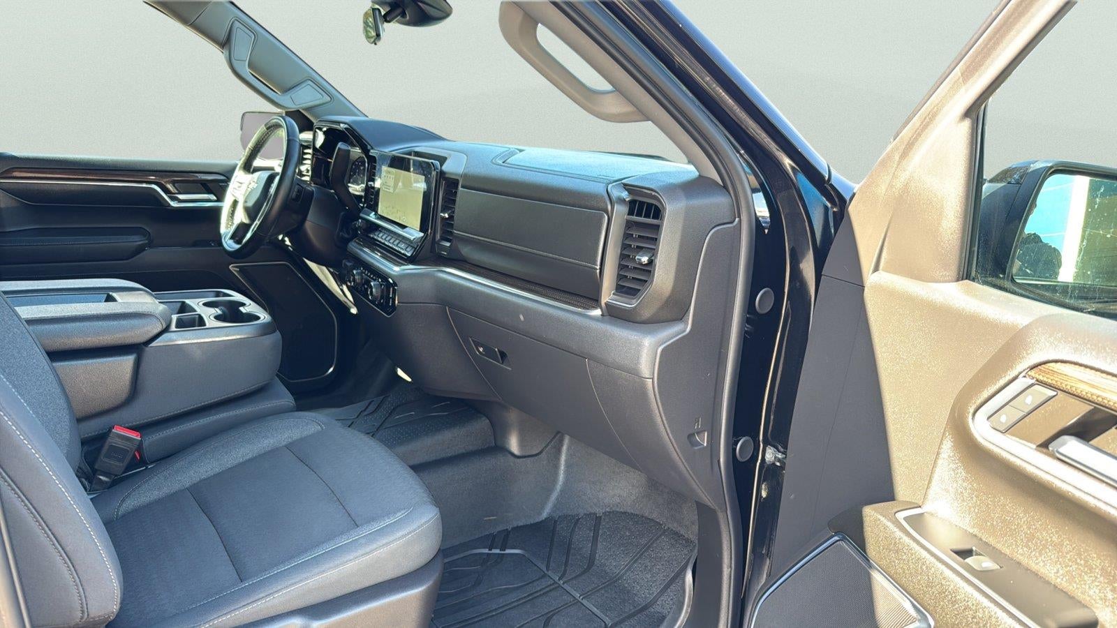 2024 Chevrolet Silverado 1500 RST - Photo 22