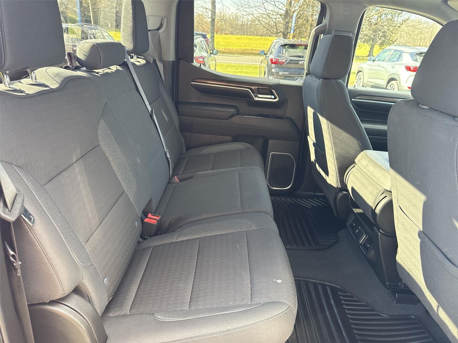 2022 Chevrolet Silverado 1500 LT (2FL)