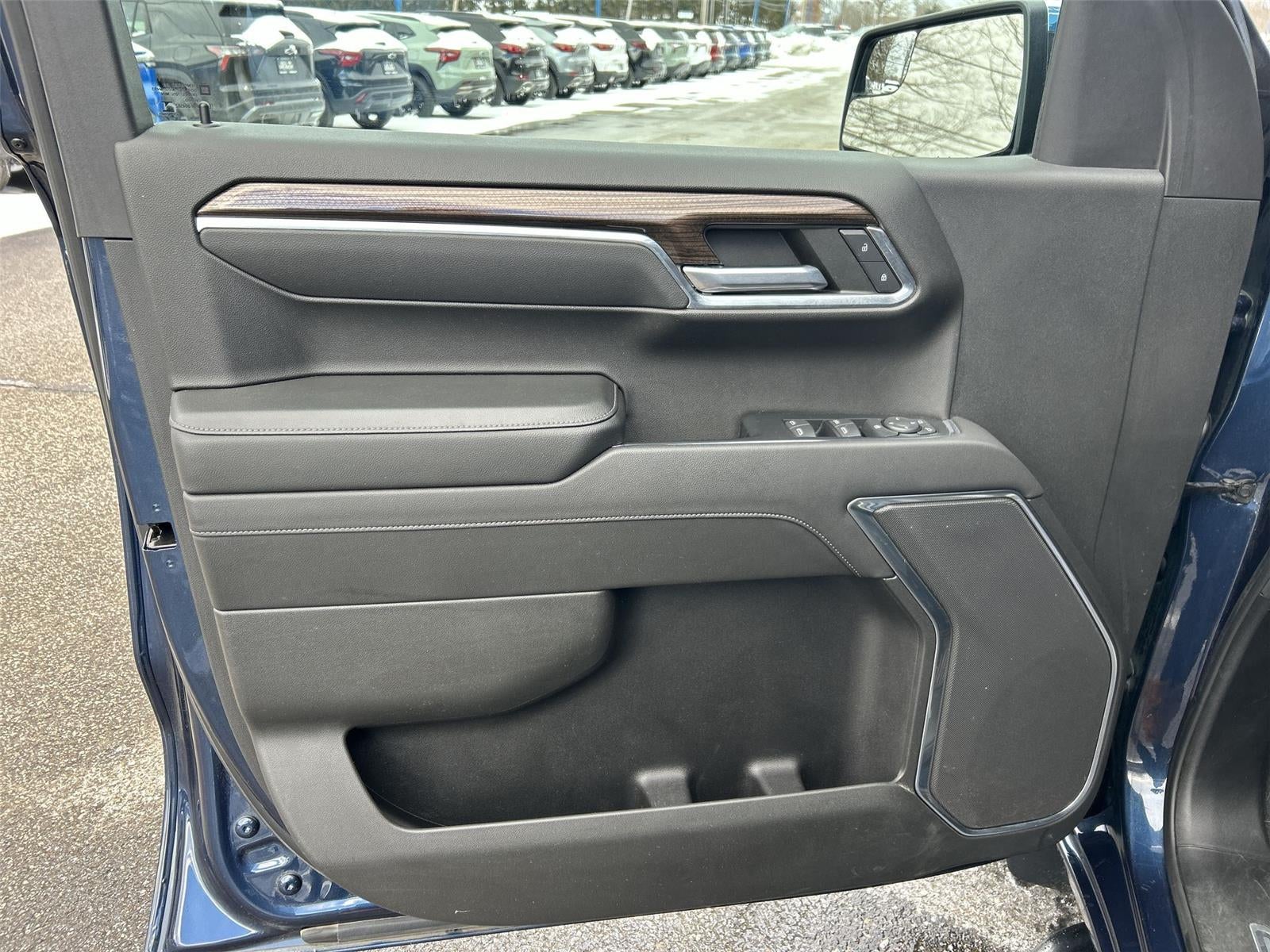 2022 Chevrolet Silverado 1500 LT (2FL)