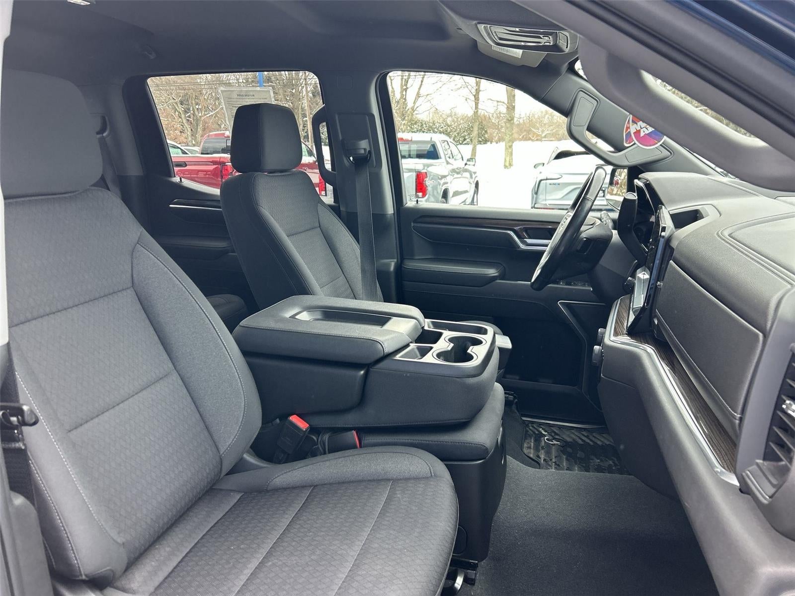 2022 Chevrolet Silverado 1500 LT (2FL)