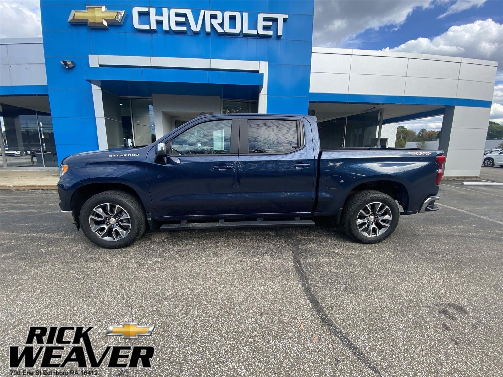 2022 Chevrolet Silverado 1500 LT (2FL)