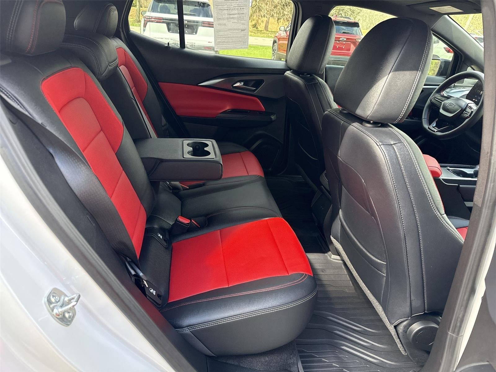 2025 Chevrolet Equinox EV RS
