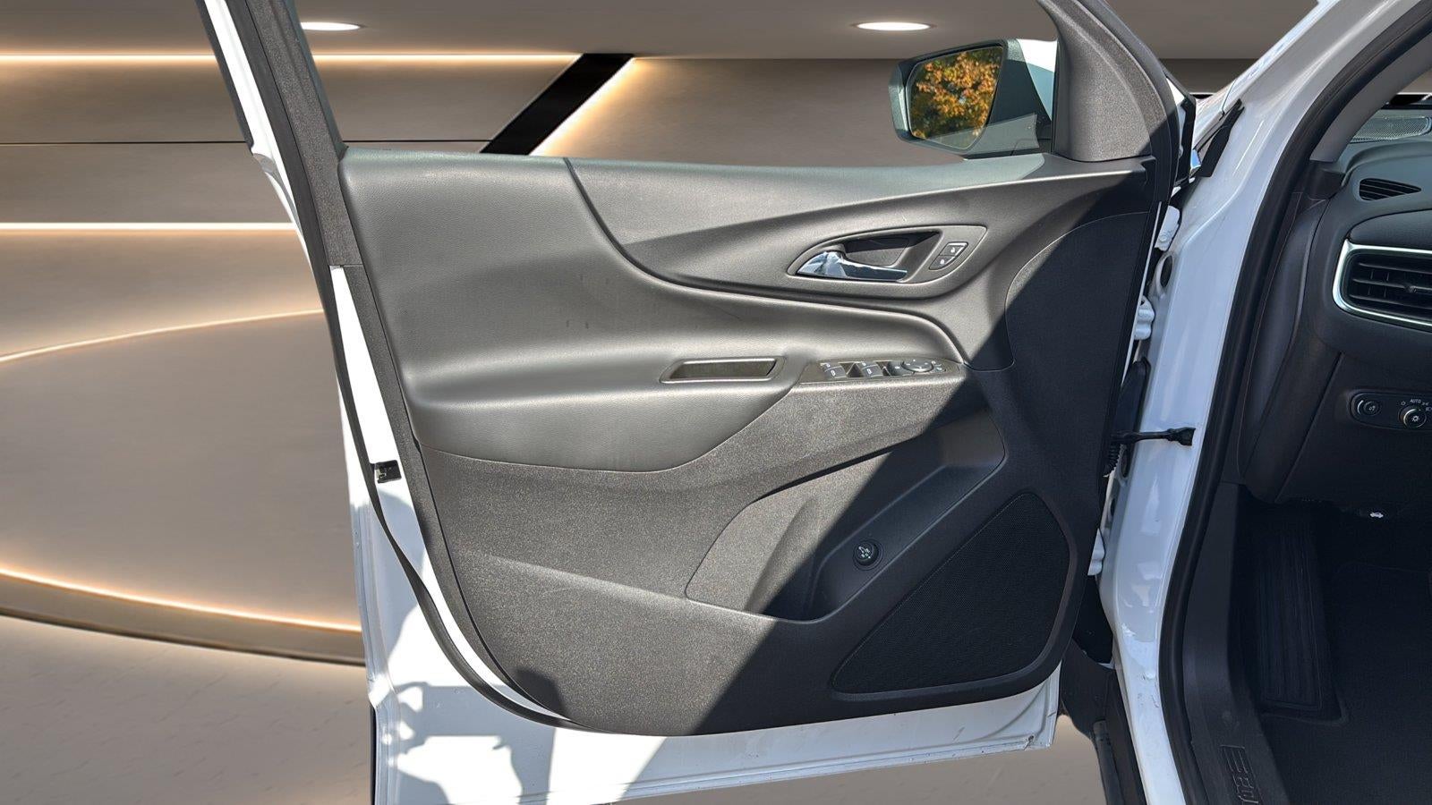 2024 Chevrolet Equinox LT - Photo 17