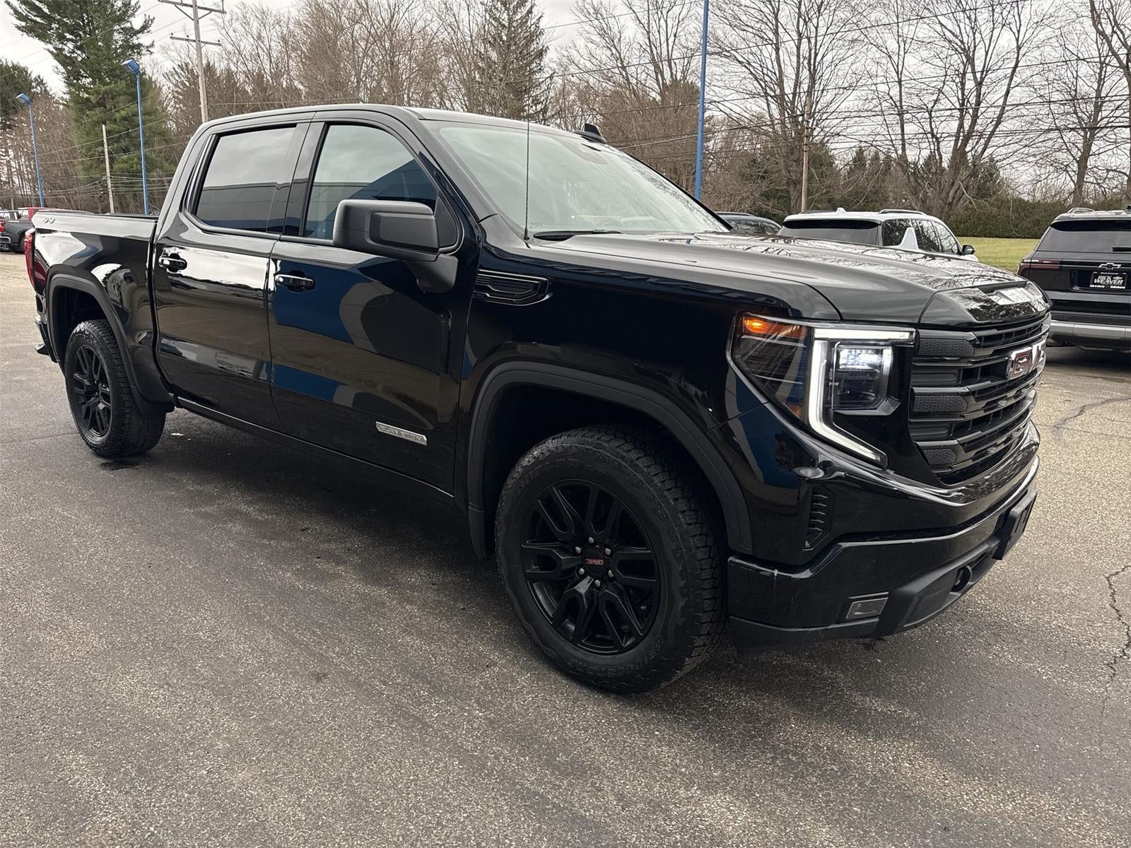 2024 GMC Sierra 1500 Elevation