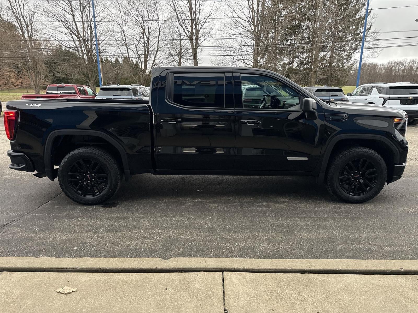 2024 GMC Sierra 1500 Elevation