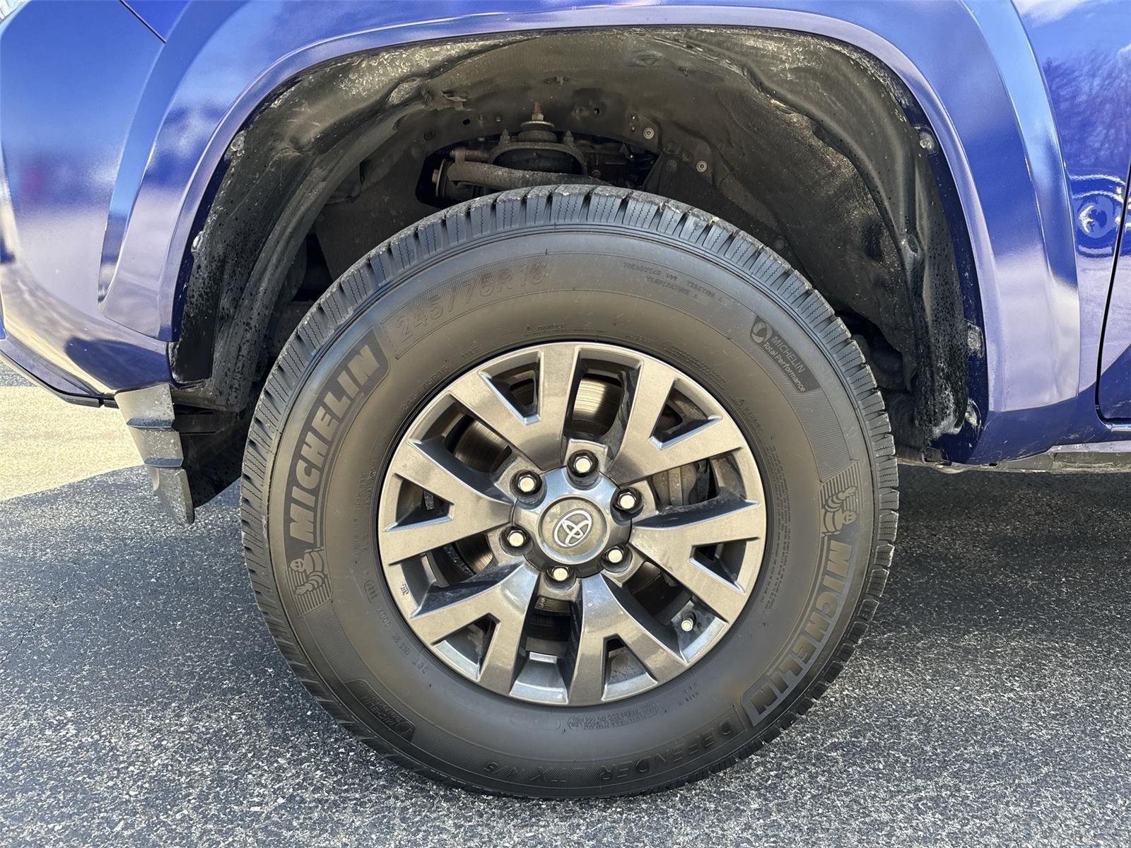 2022 Toyota Tacoma SR5 V6