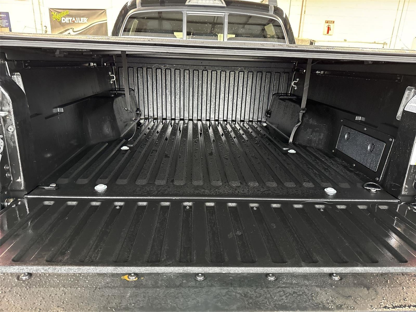 2022 Toyota Tacoma SR V6