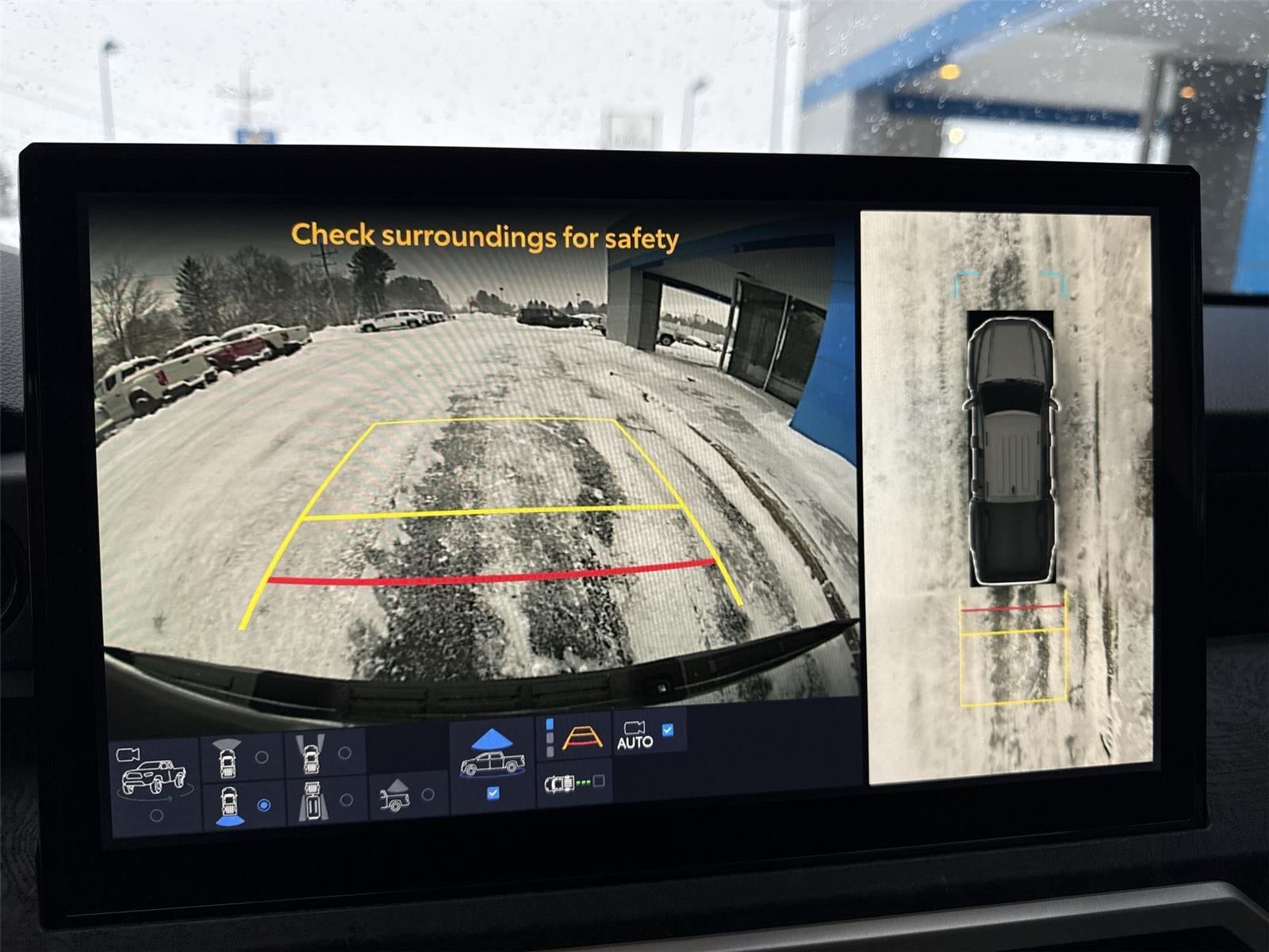 2025 Toyota Tacoma 4WD SR