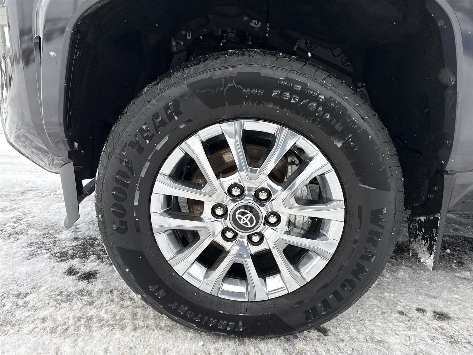 2025 Toyota Tacoma 4WD SR