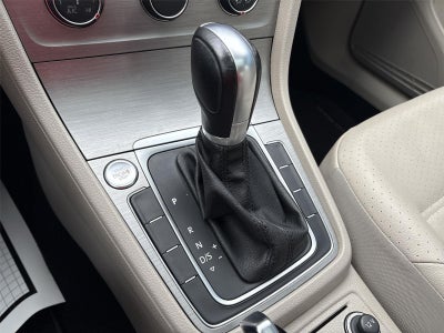 2017 Volkswagen Golf TSI Wolfsburg Edition 4-Door