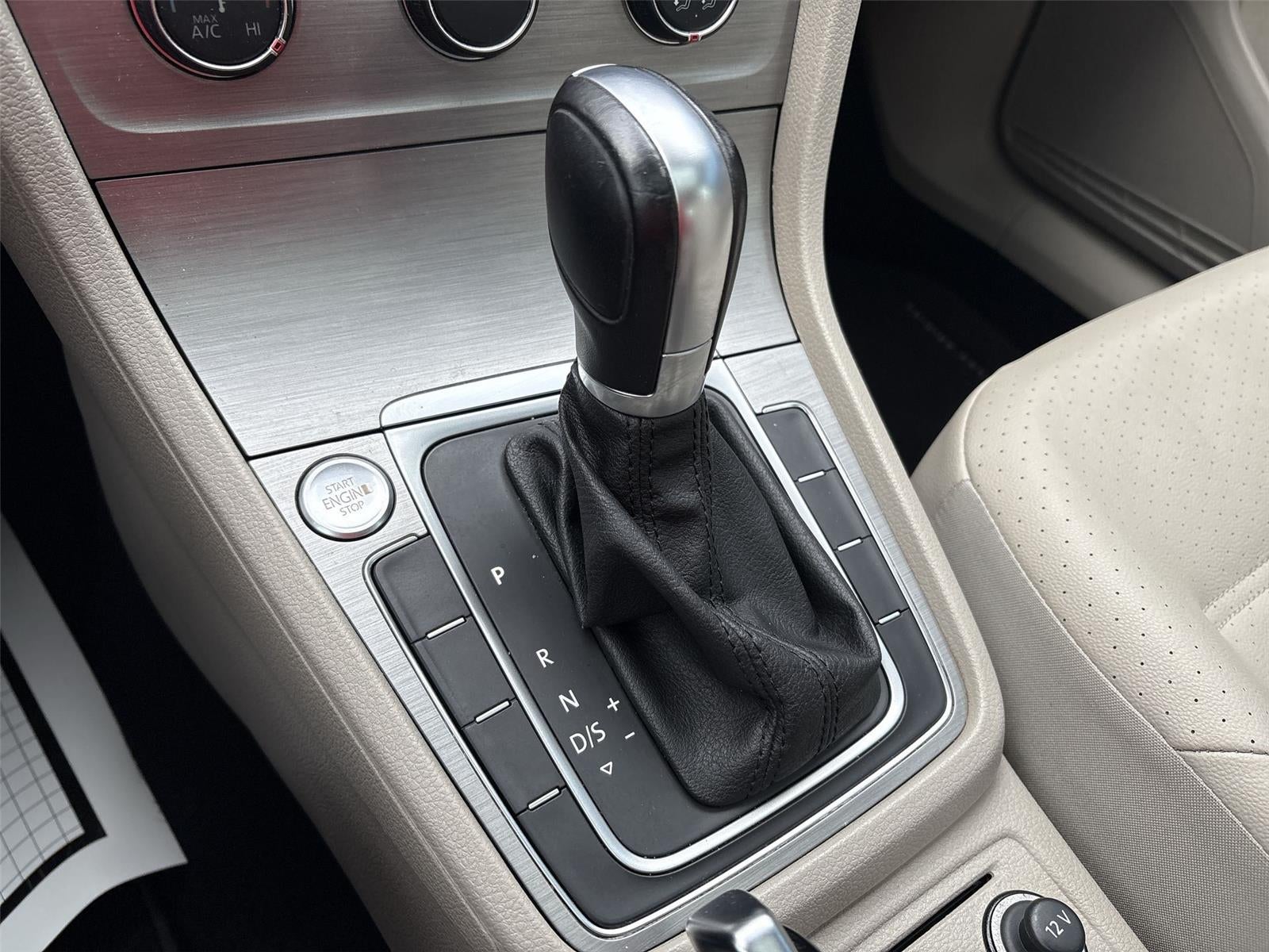 2017 Volkswagen Golf TSI Wolfsburg Edition 4-Door