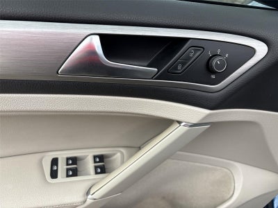 2017 Volkswagen Golf TSI Wolfsburg Edition 4-Door