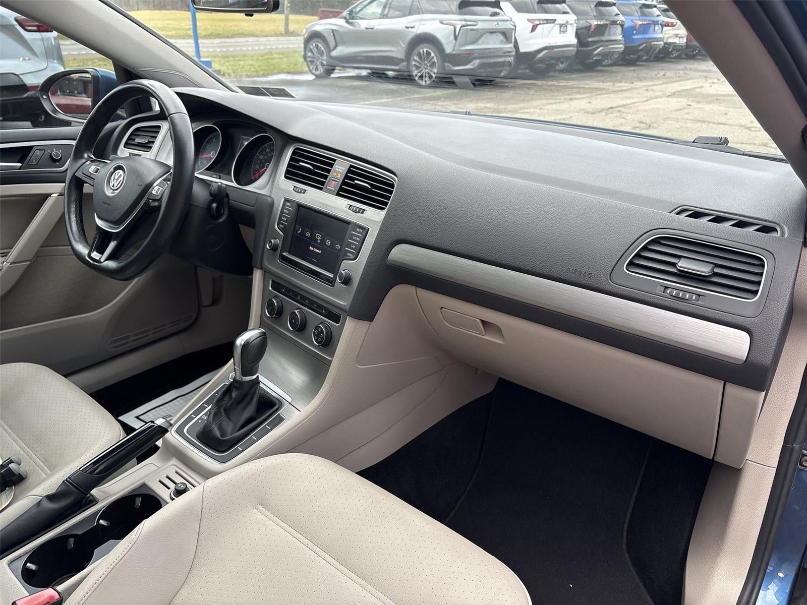 2017 Volkswagen Golf TSI Wolfsburg Edition 4-Door