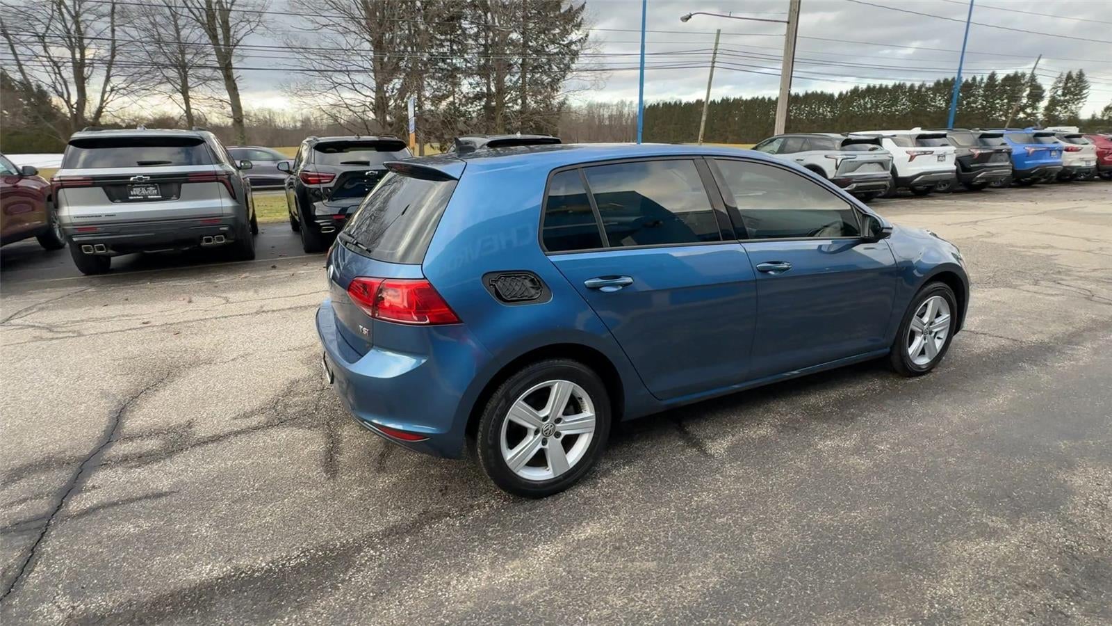 2017 Volkswagen Golf TSI Wolfsburg Edition 4-Door