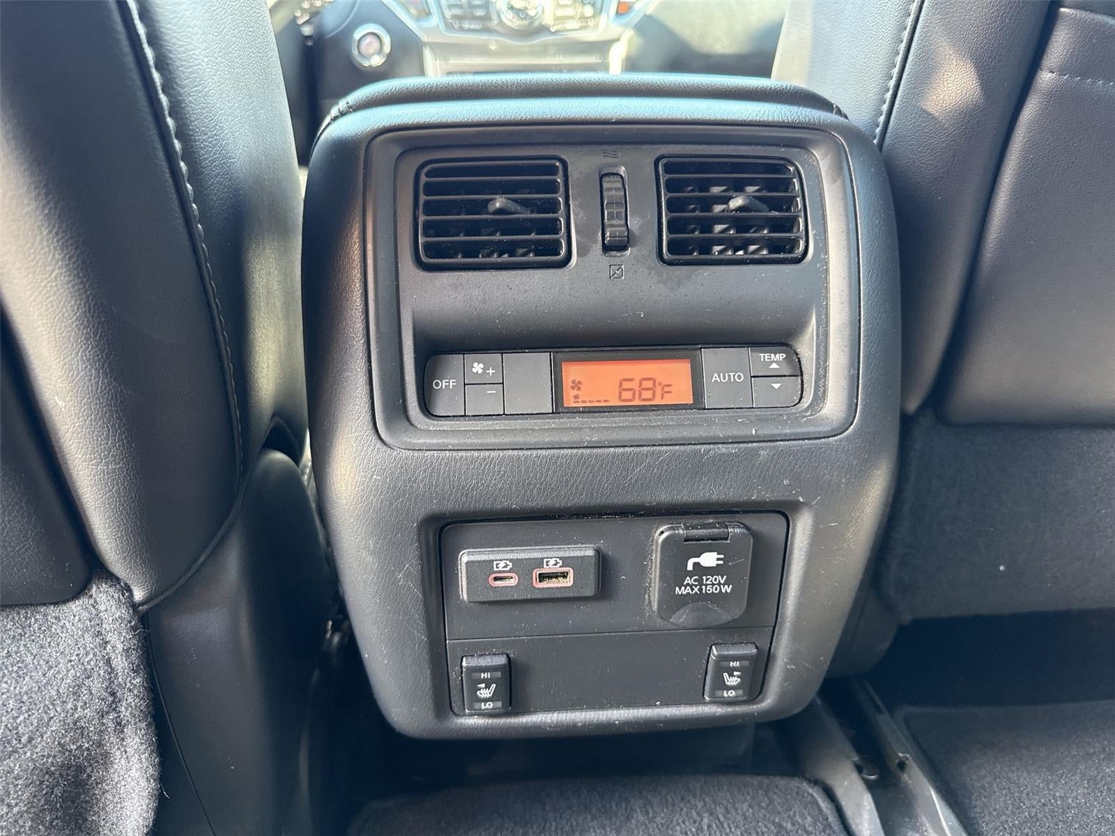 2019 Nissan Pathfinder SL