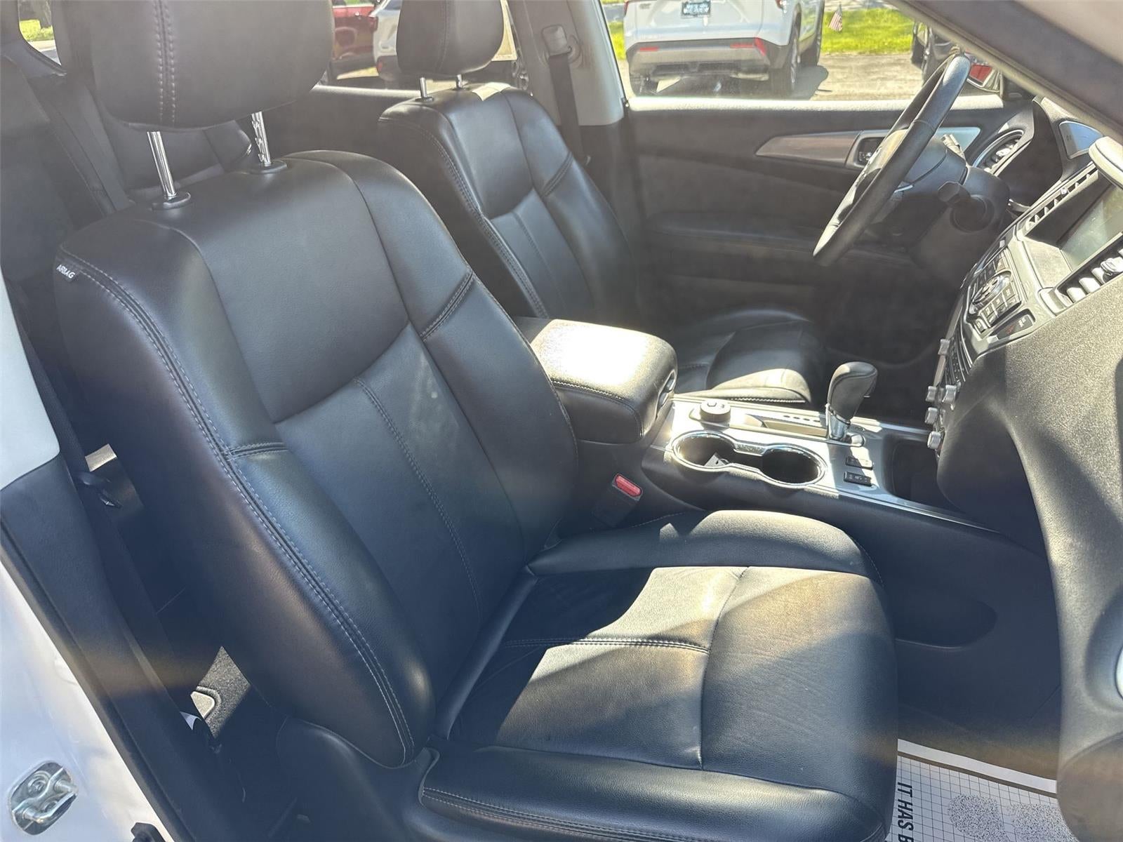 2019 Nissan Pathfinder SL
