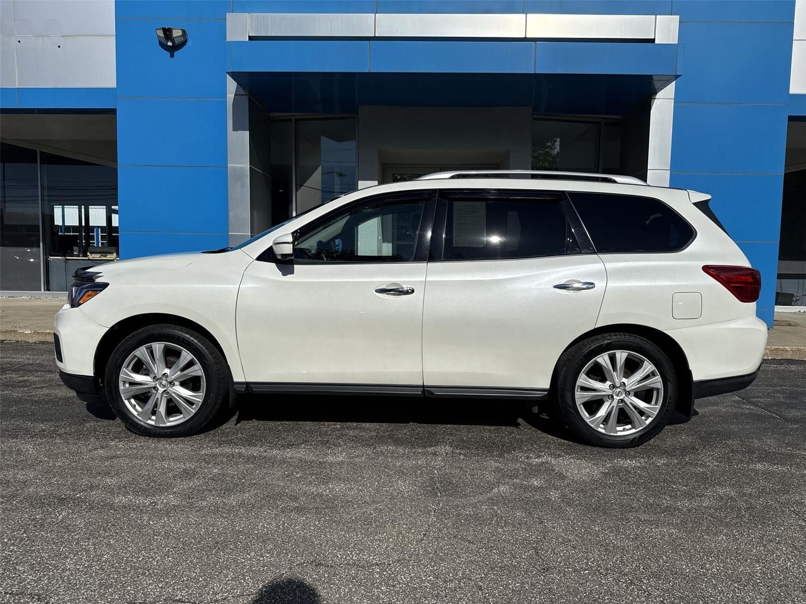 2019 Nissan Pathfinder SL