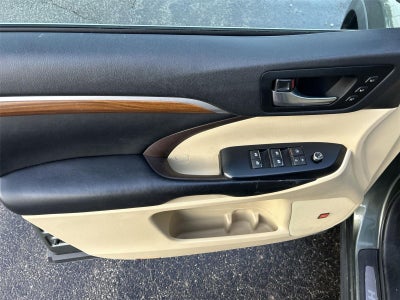 2019 Toyota Highlander Hybrid Limited Platinum