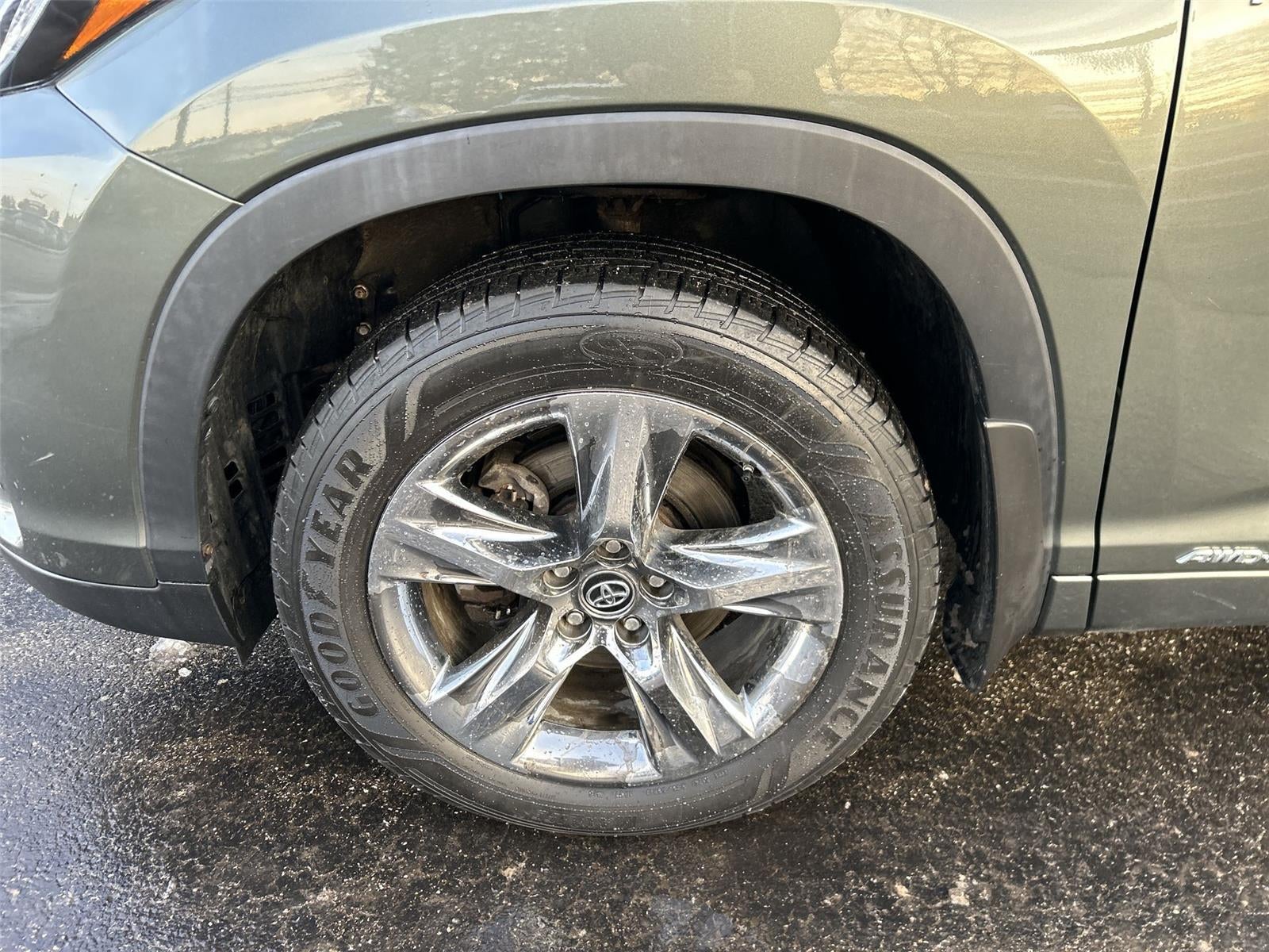 2019 Toyota Highlander Hybrid Limited Platinum