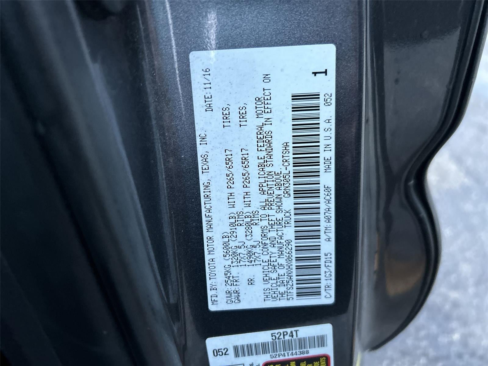 2017 Toyota Tacoma TRD Sport