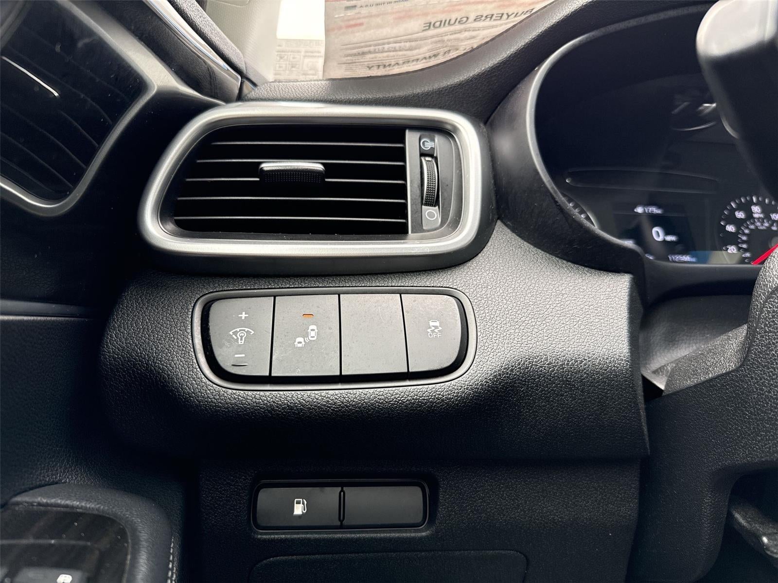2019 Kia Sorento 3.3L LX
