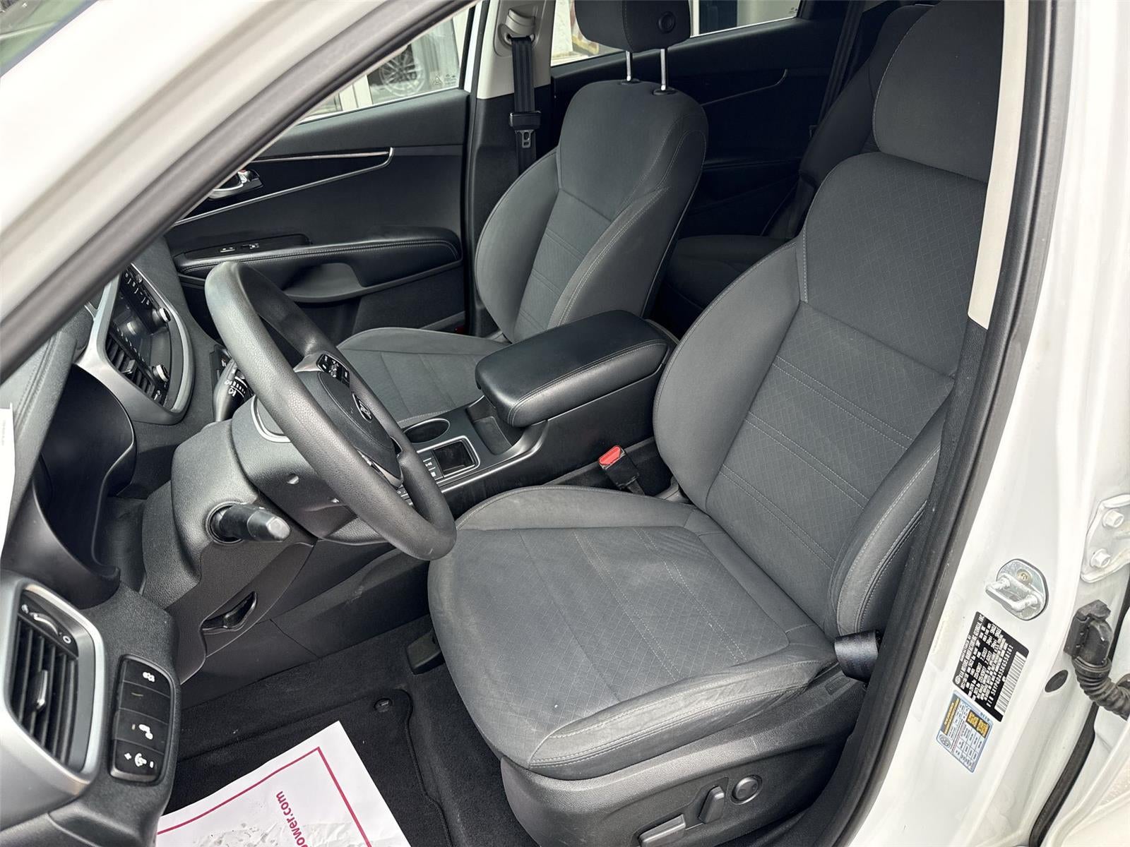 2019 Kia Sorento 3.3L LX