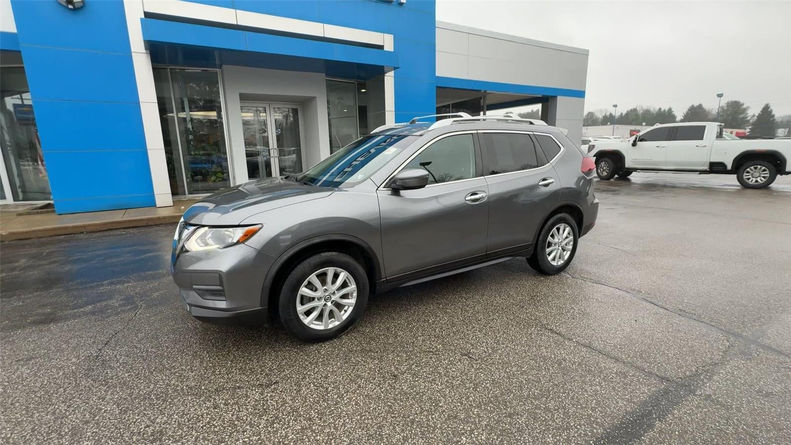 2020 Nissan Rogue SV FWD