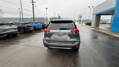 2020 Nissan Rogue SV FWD