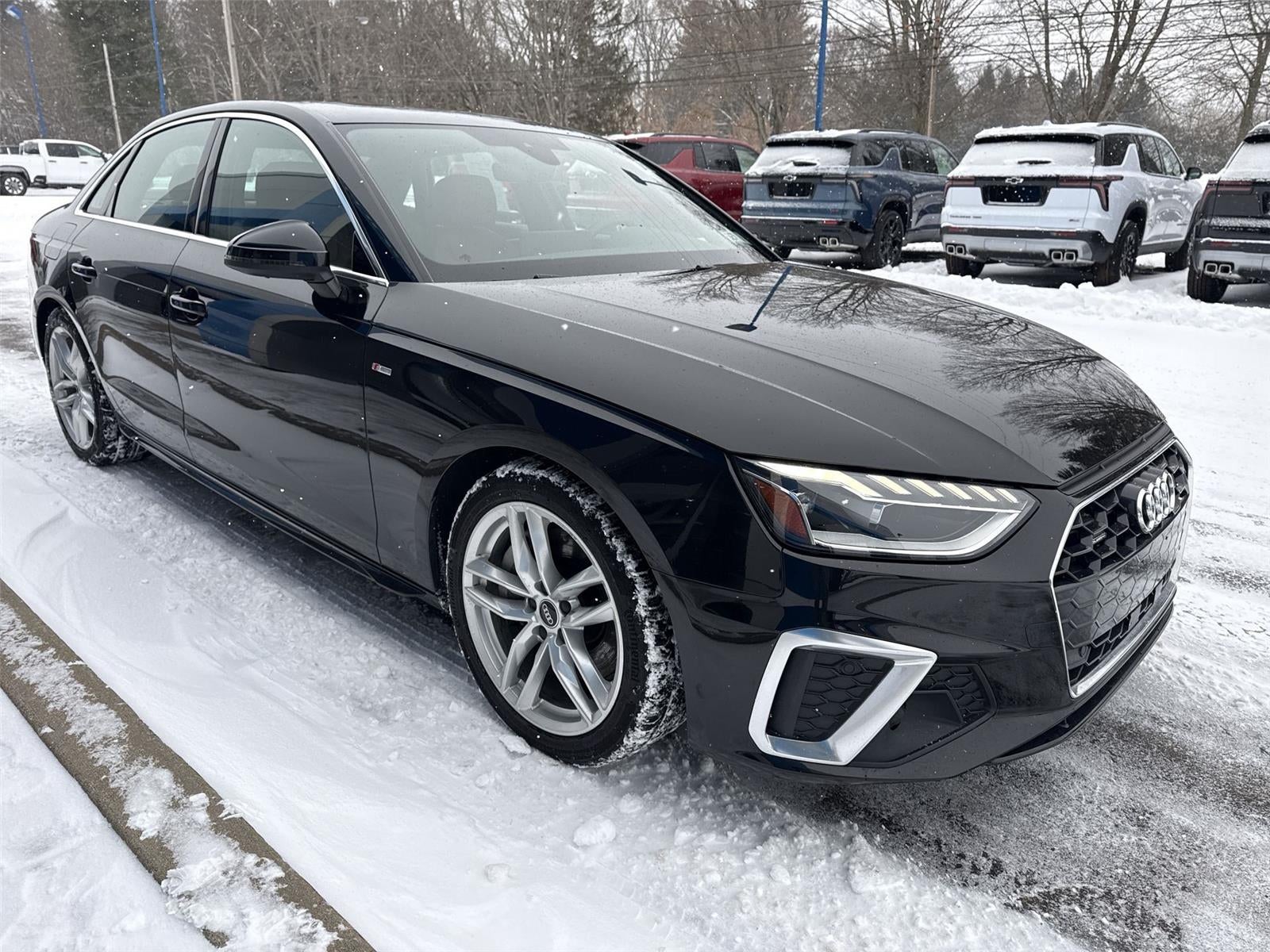 2023 Audi A4 Premium Plus 45 TFSI S line quattro S tronic