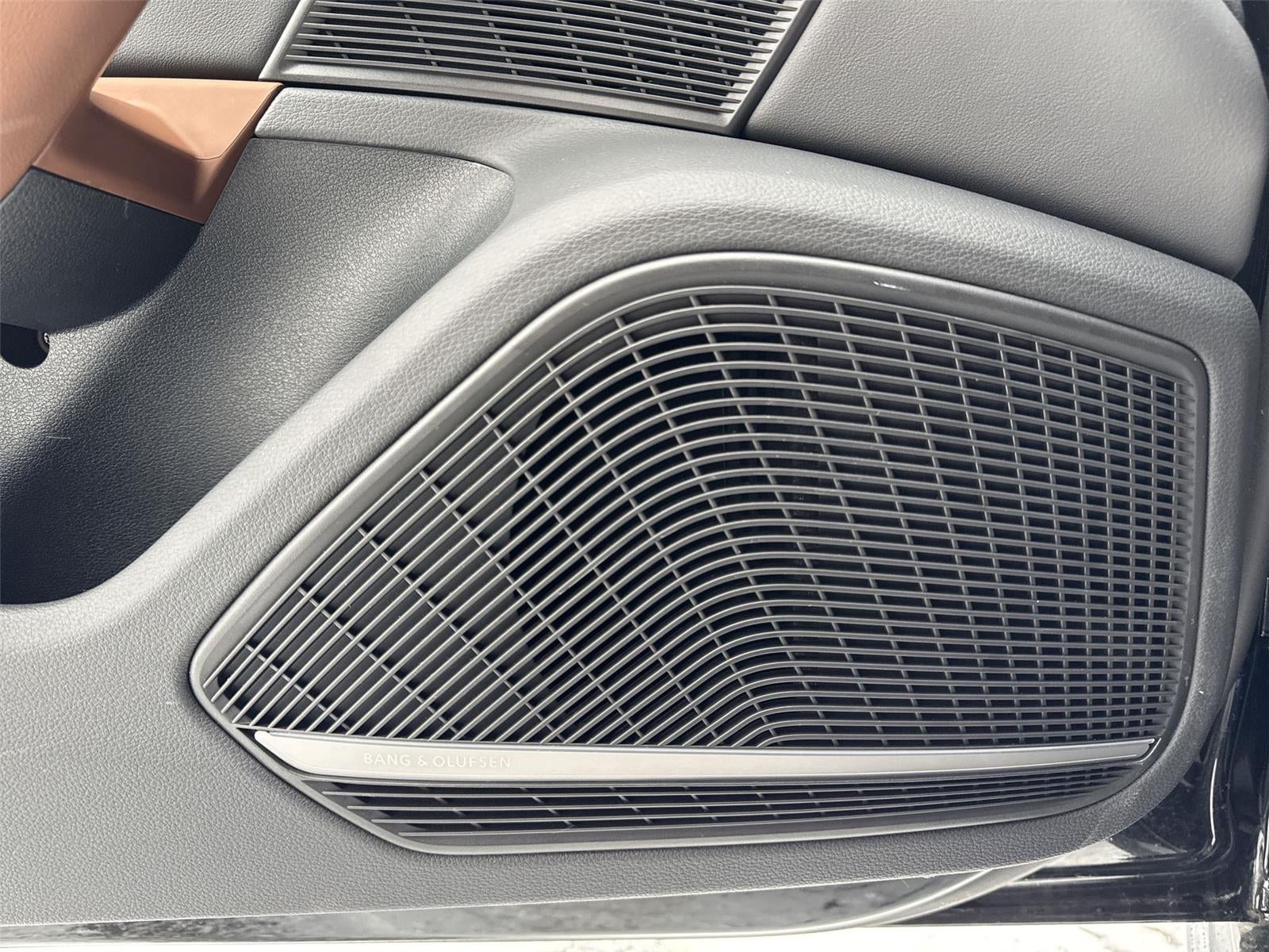 2023 Audi A4 Premium Plus 45 TFSI S line quattro S tronic