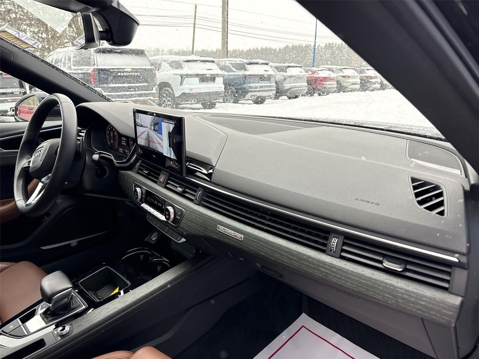 2023 Audi A4 Premium Plus 45 TFSI S line quattro S tronic