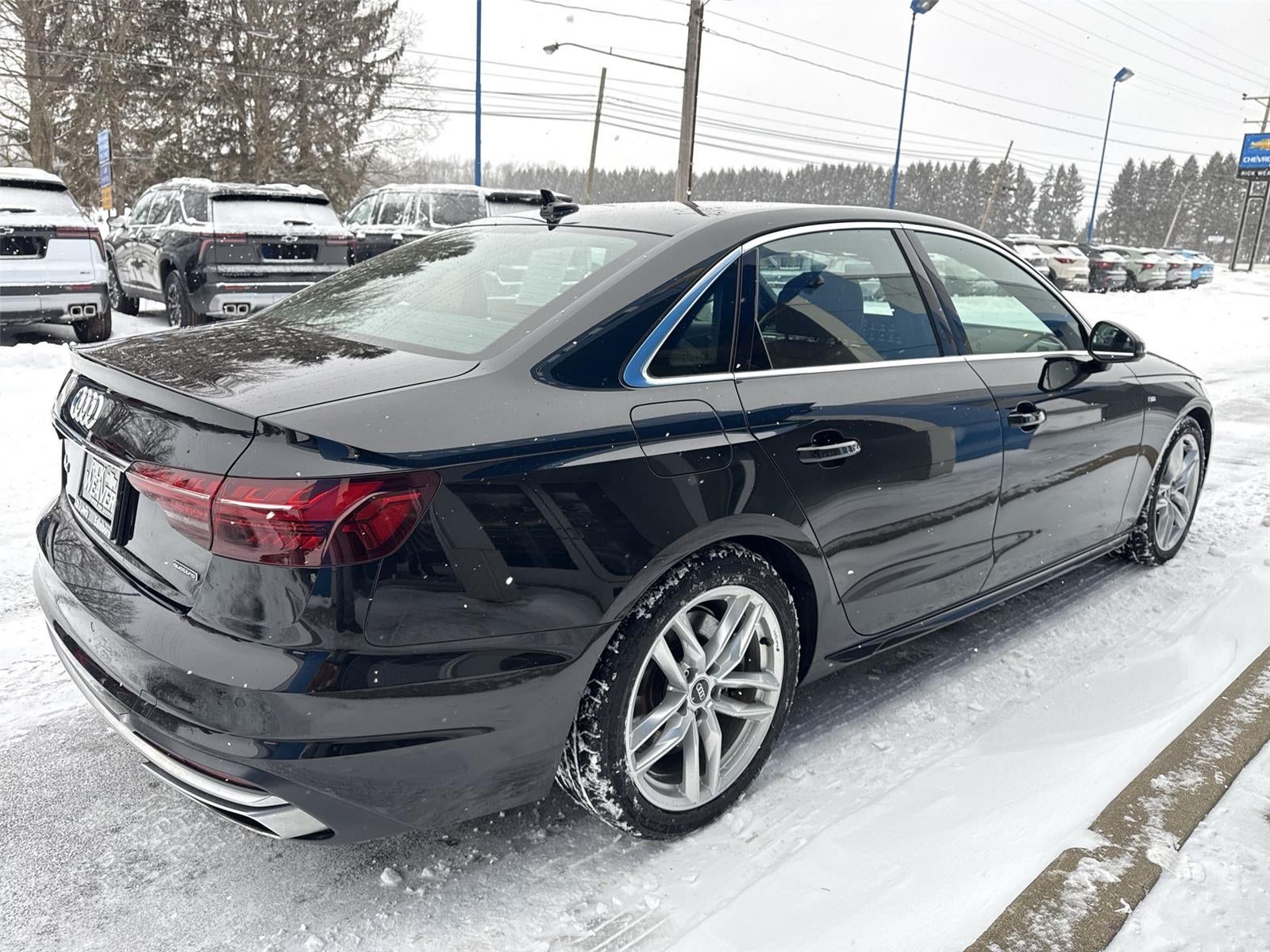2023 Audi A4 Premium Plus 45 TFSI S line quattro S tronic
